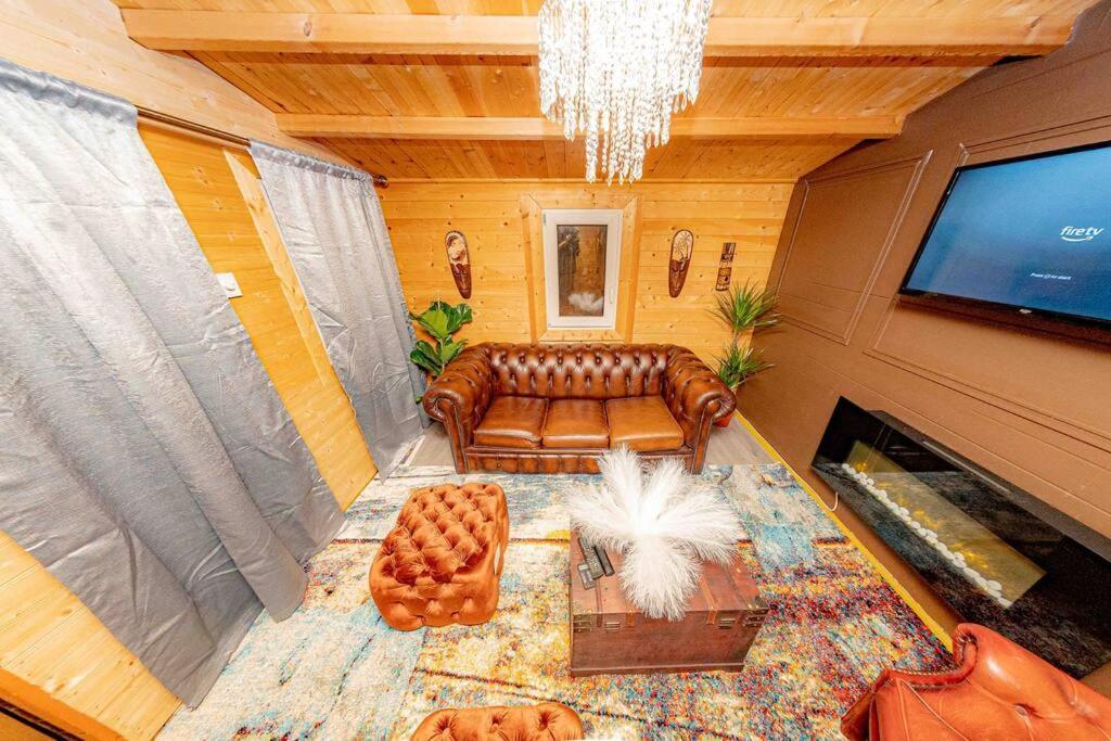 Unique Home W/Garden Hot Tub, Sauna & Cinema Room Londra Esterno foto